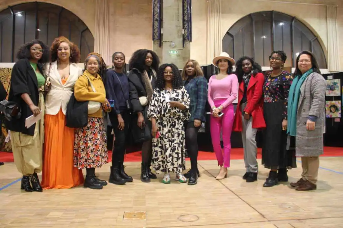 Les Femmes Artistes Osent Exposer