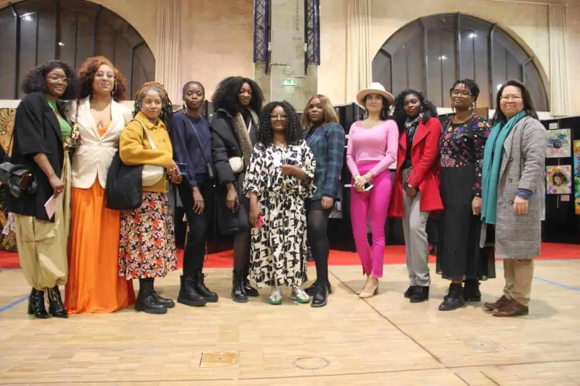 Les Femmes Artistes Osent Exposer