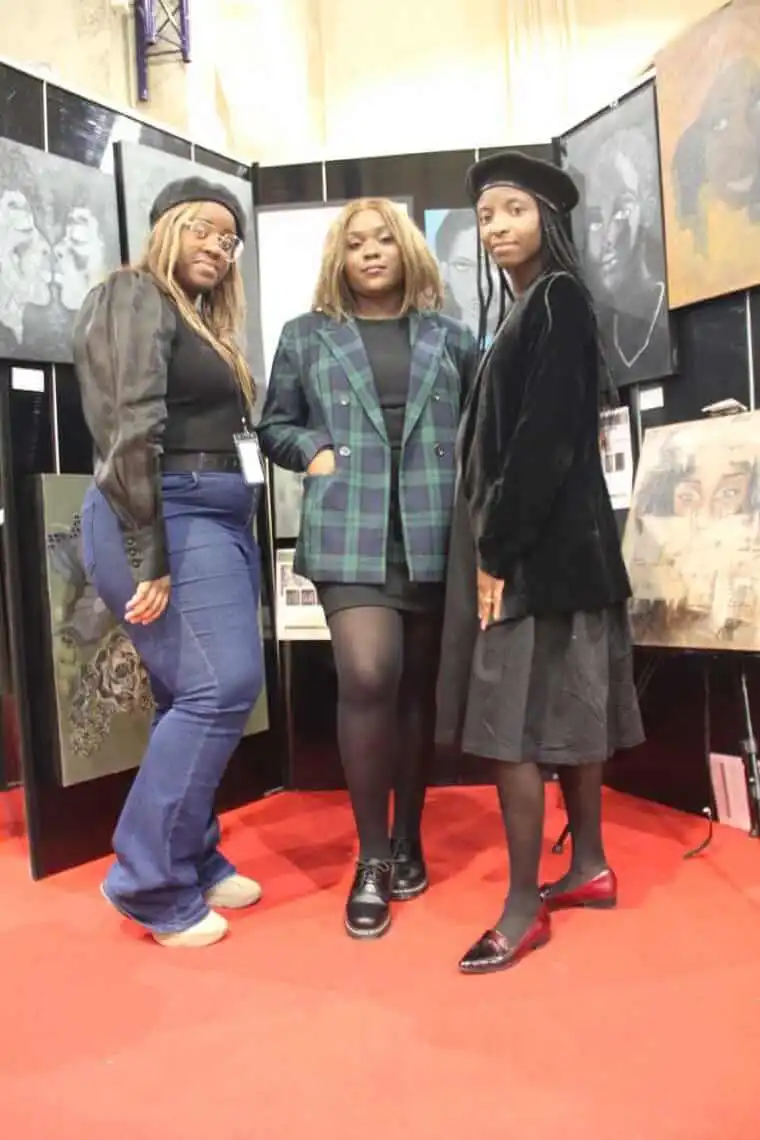 Les Femmes Artistes Osent Exposer